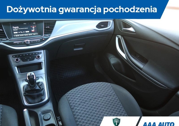 Opel Astra cena 43000 przebieg: 148386, rok produkcji 2019 z Kamienna Góra małe 172